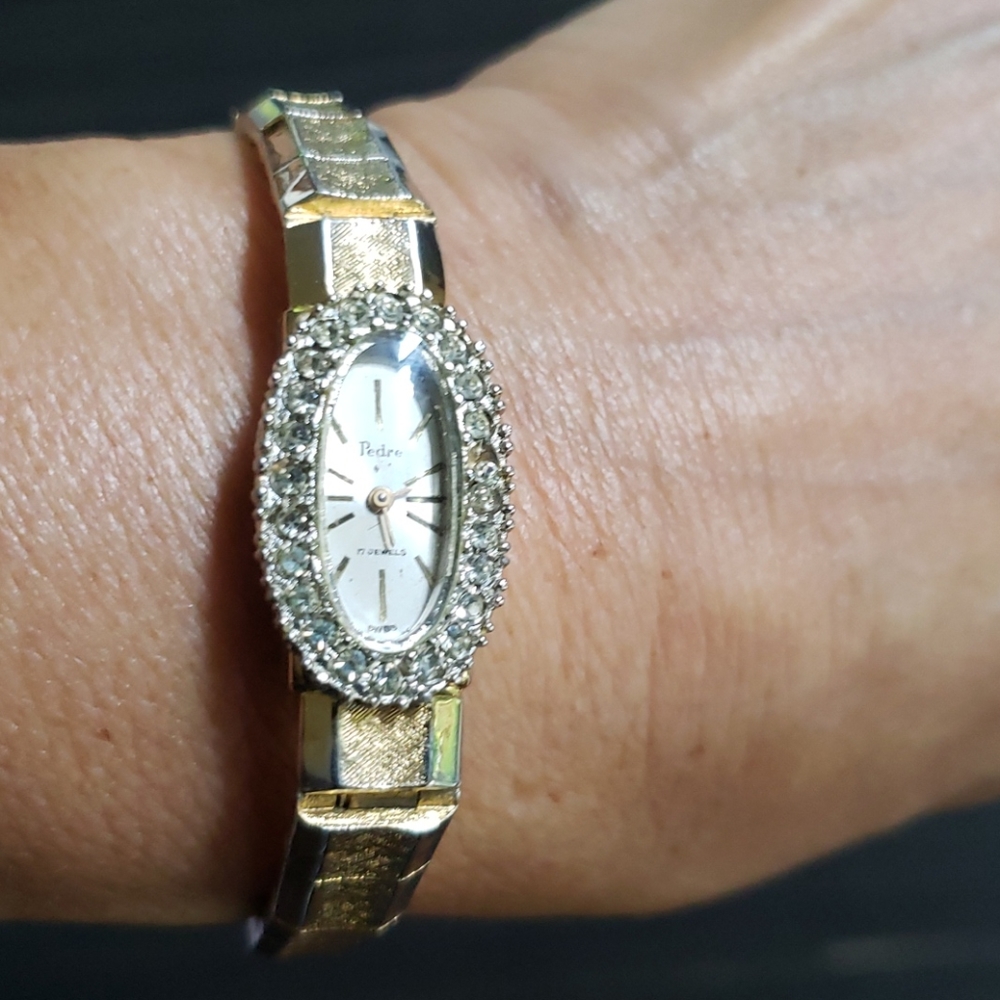 VTG Pedre 17 jewels, gold tone ladies watch